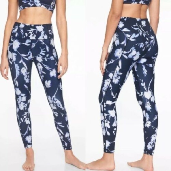 Athleta Water Flower‎ Salutation 7/8 Tight Leggings - Picture 2 of 9